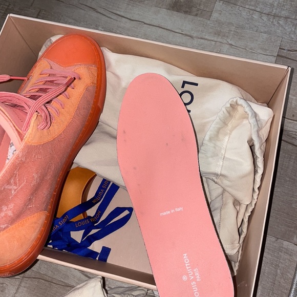 Louis Vuitton preach tattoo print sneakers limited edition size 8.5 mens - Picture 5 of 6